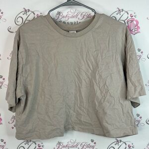 J.o & co tshirt tee cream Beige Crop Top cropped short style shirt grey